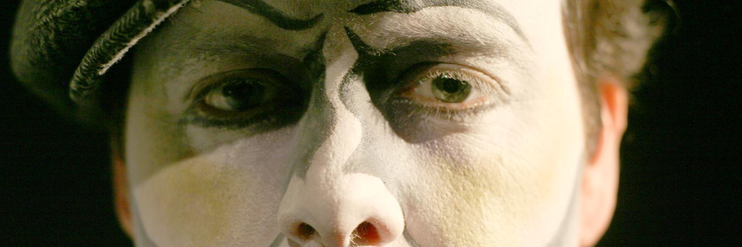 Jared Michael Delaney in makeup for Dublin By Lamplight