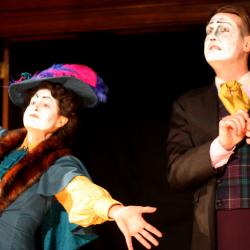 Megan Bellwoar and Mike Dees in <em>Dublin By Lamplight</em>. Photo: Katie Reing