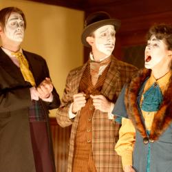 Mike Dees, Charlie DelMarcelle, and Megan Bellwoar in <em>Dublin By Lamplight</em>. Photo: Katie Reing