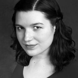 Marlyn Logue headshot