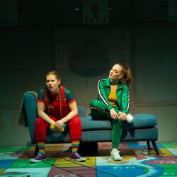 Ruby Wolf and Rachel Brodeur in Box Clever. Photo: Plate 3 Photography