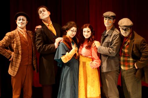  Jered McLenigan, Mike Dees, Megan Bellwoar, Sarah Van Auken, Michael Doherty, and Jared Michael Delaney in <em>Dublin By Lamplight</em>. Photo: Katie Reing 
